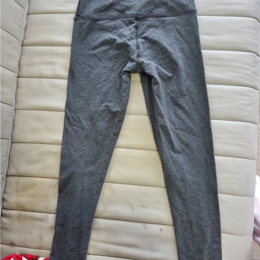 TNA high rise leggings - Picture 3 of 9
